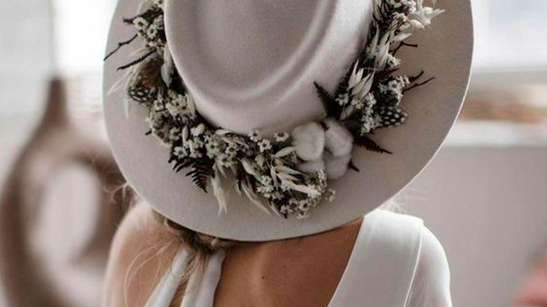 Tipos de sombreros para novias
