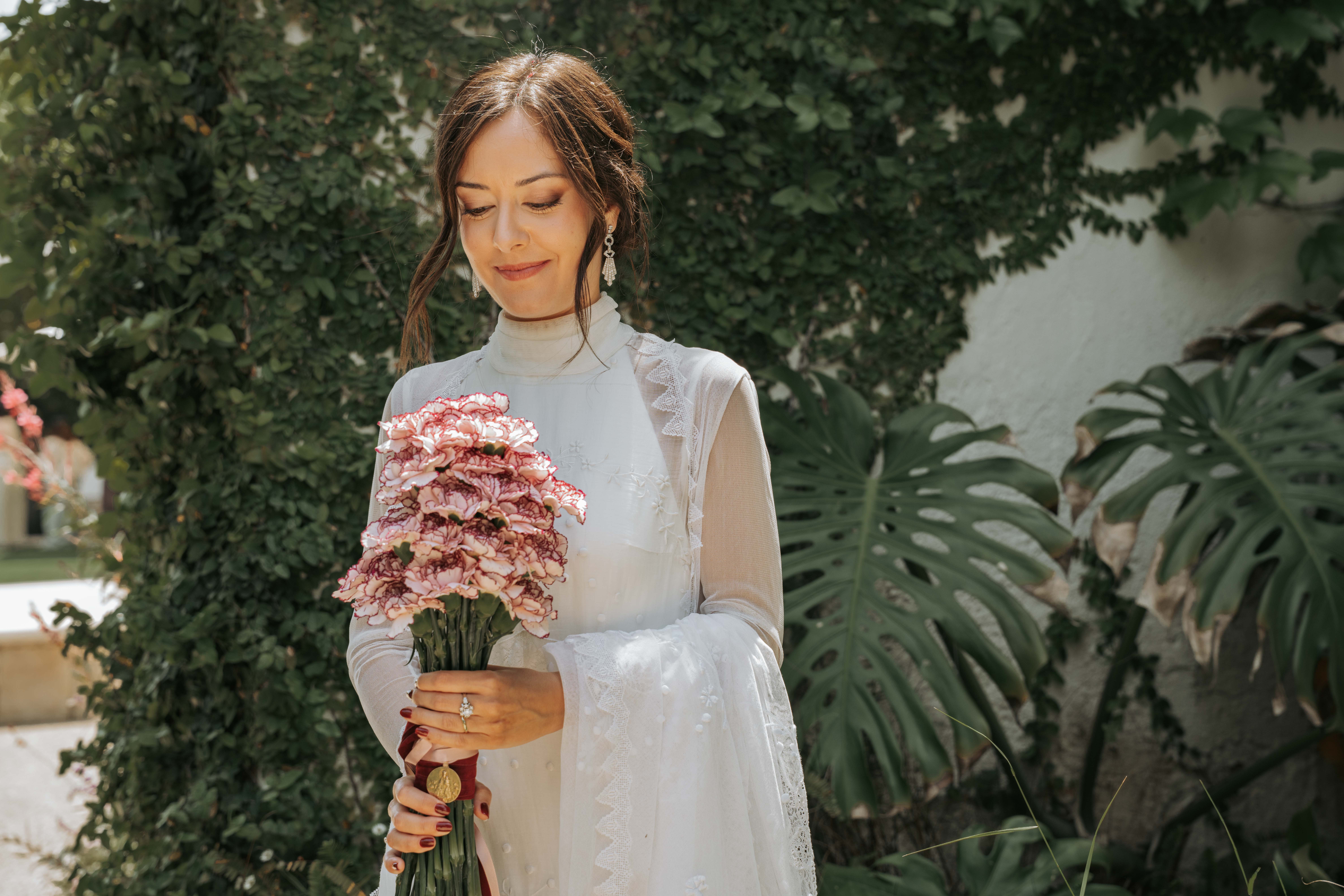 Guía Completa para Elegir el Vestido de Novia Perfecto Según tu Tipo de Cuerpo